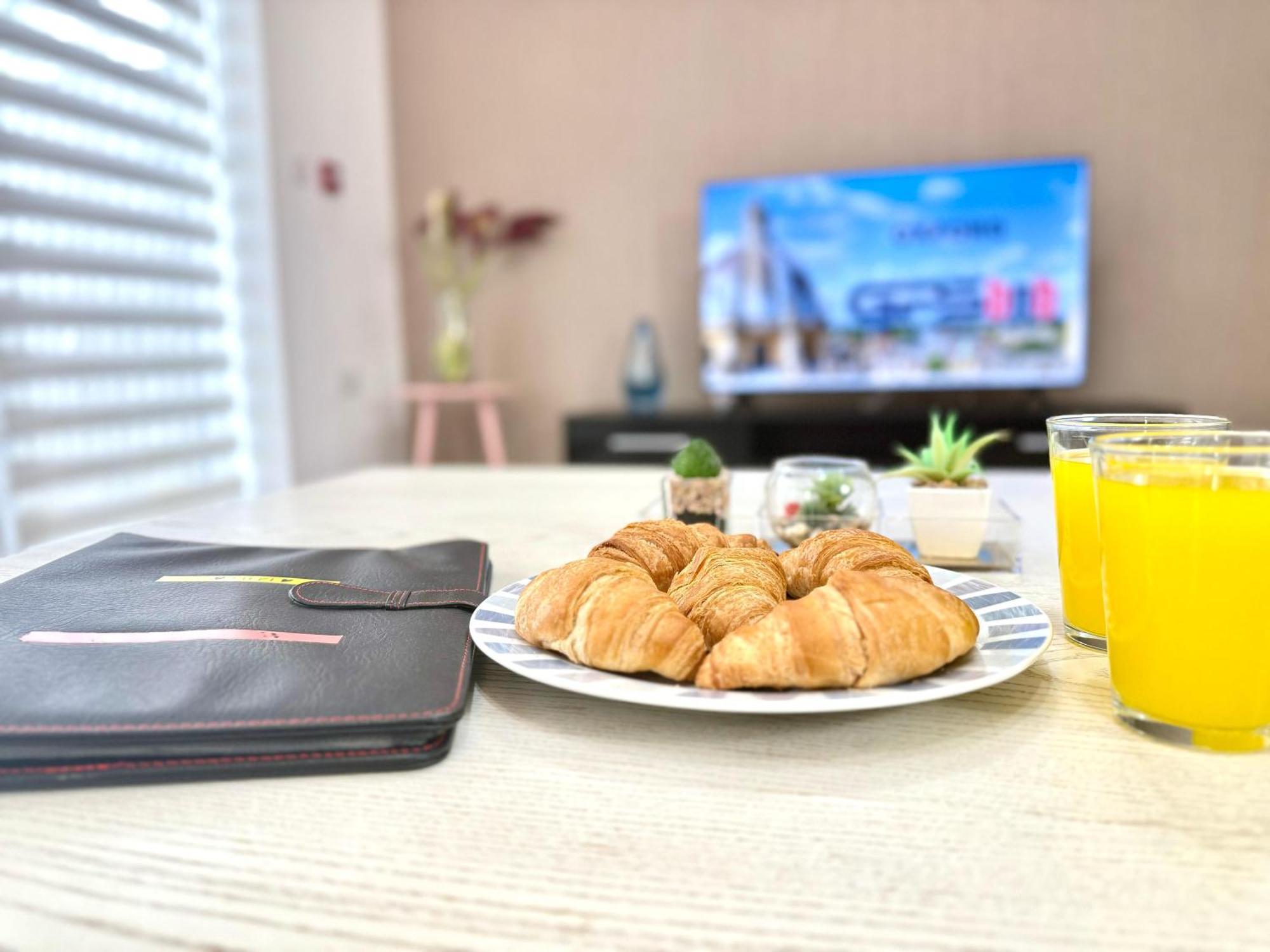 Horizon House, Stunning 2-Bedroom Flat 1, Parking, Netflix, Oxford Luaran gambar